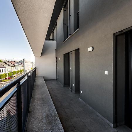 Avand Apartments Debrecen Buitenkant foto