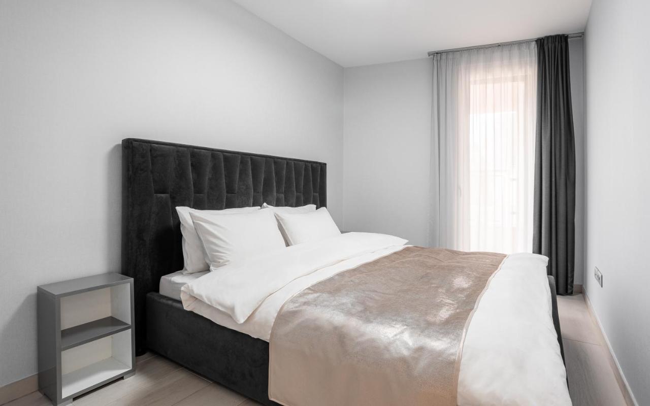 Avand Apartments Debrecen Buitenkant foto