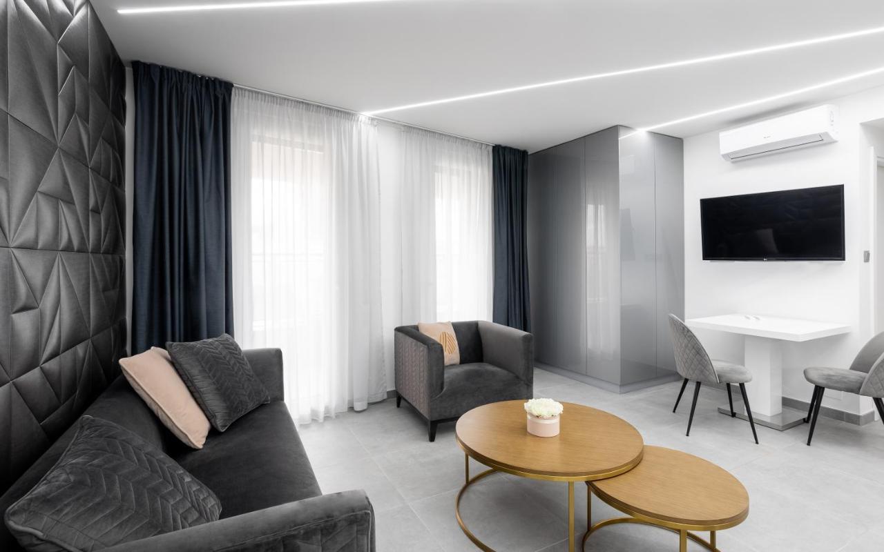 Avand Apartments Debrecen Buitenkant foto